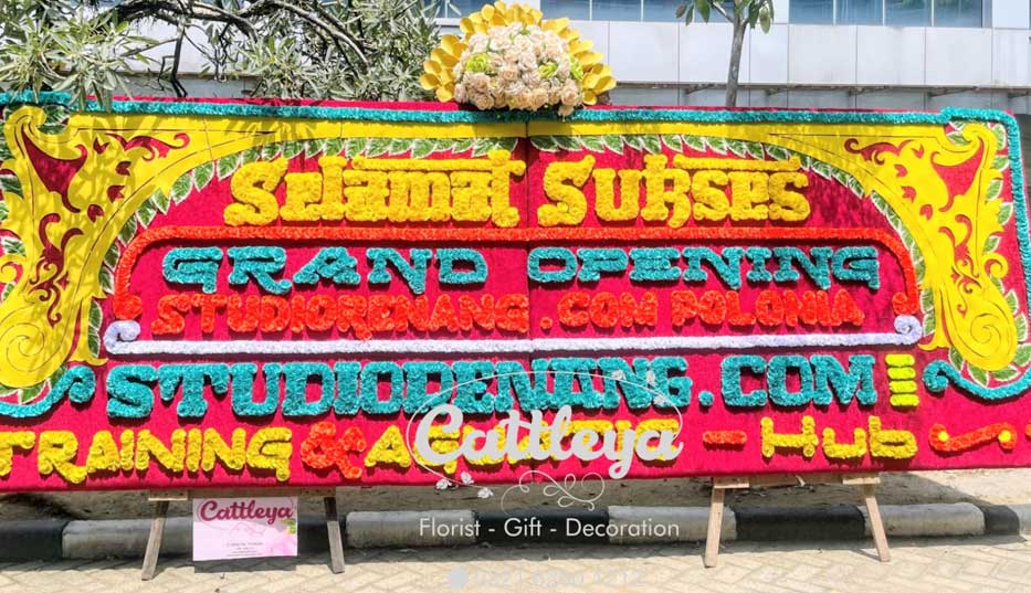 papan bunga gandeng 1 mahkota artificial