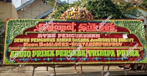 papan bunga Medan 1 mahkota bunga segar