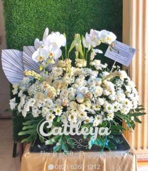 rangkaian bunga meja