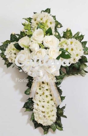 rangkaian Bunga Salib